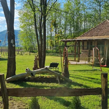 Jantar- Rusticna Kuca Semesterbostad *