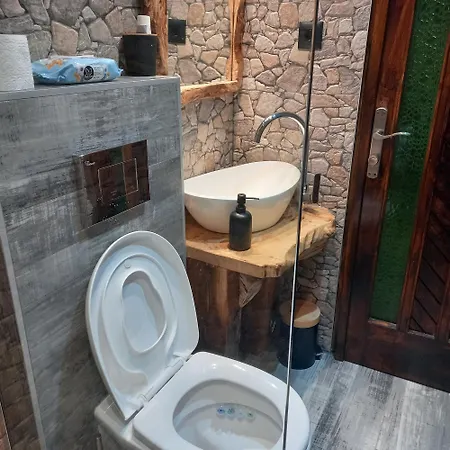 Semesterbostad Jantar- Rusticna Kuca *