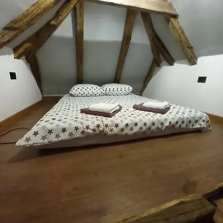 Jantar- Rusticna Kuca *