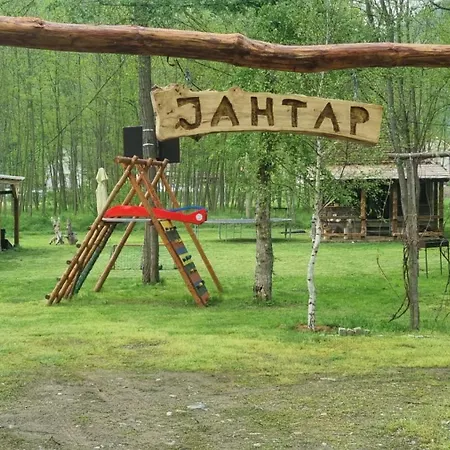 Semesterbostad Jantar- Rusticna Kuca *