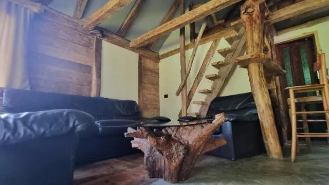 度假居 Jantar- Rusticna Kuca