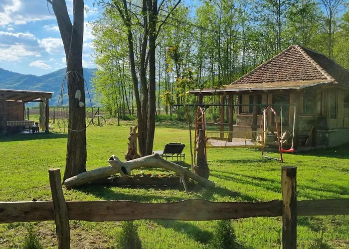 Jantar- Rusticna Kuca 度假居 *