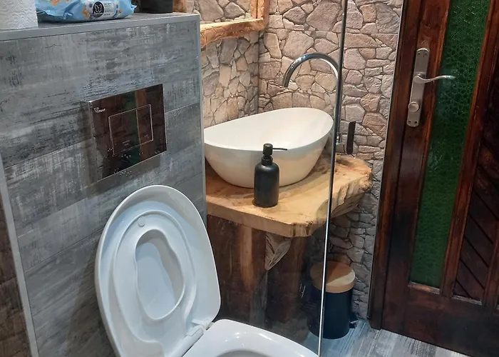 度假居 Jantar- Rusticna Kuca *