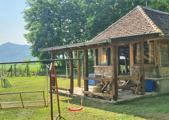 Jantar- Rusticna Kuca 度假居 Crnca